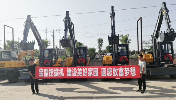遼寧輪式挖掘機(jī)沈陽輪式挖掘機(jī)